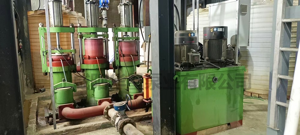 壓濾機柱塞泵三缸泵現場使用圖片 柱塞泥漿泵三缸泵客戶使用現場